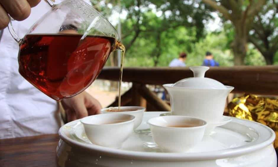 泡茶用矿泉水还是自来水