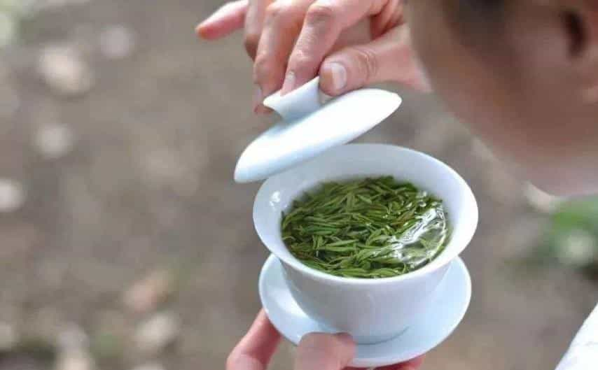 晚上喝茶叶茶对身体有害吗