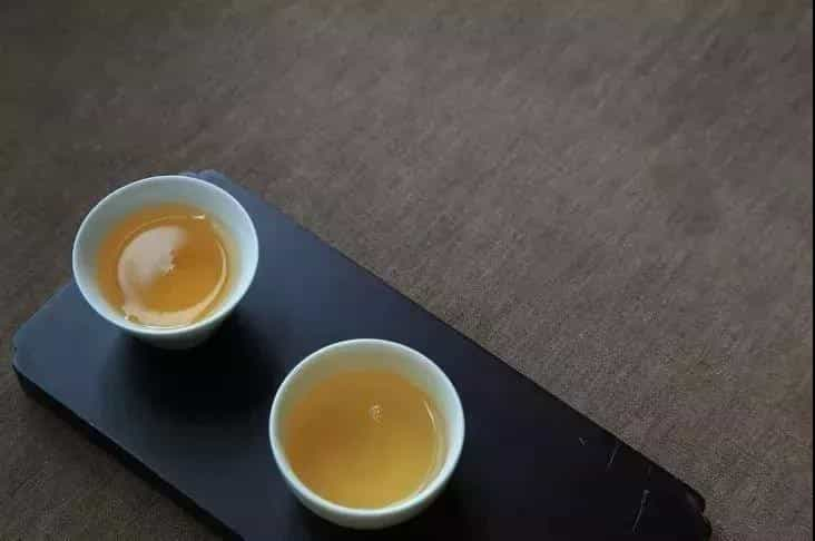 乌龙茶刺激胃吗