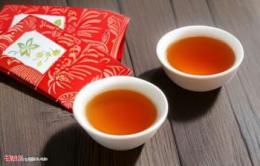 红茶制作的核心工艺：发酵与烘焙