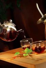 如何辨别优质红茶